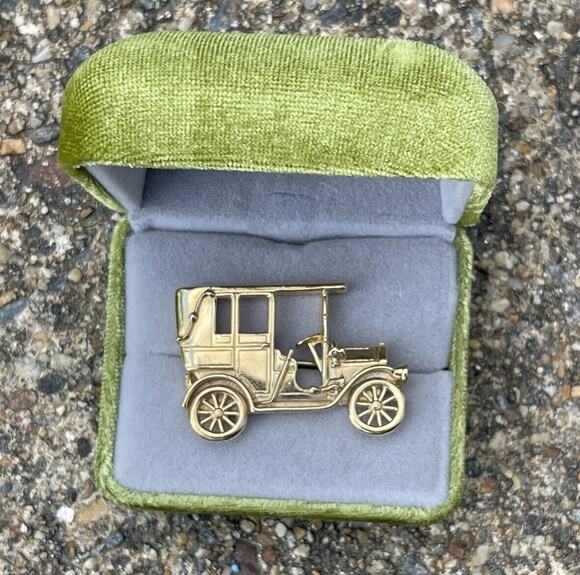 Trifari Jewelry - Vintage Trifari Antique Car Rolls Royce Brooch Pin Signed Gold Tone Figural